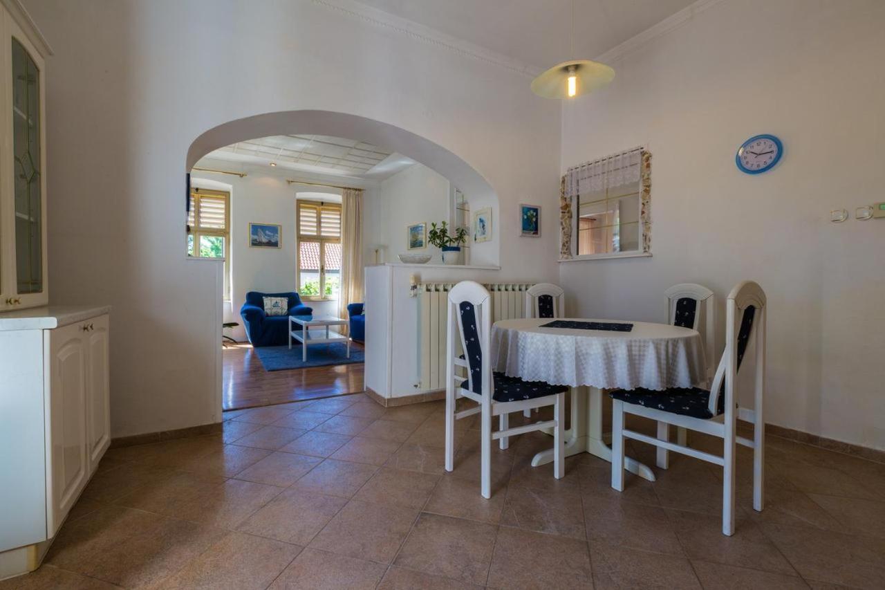 Petrinovic C Apartamento Crikvenica Exterior foto