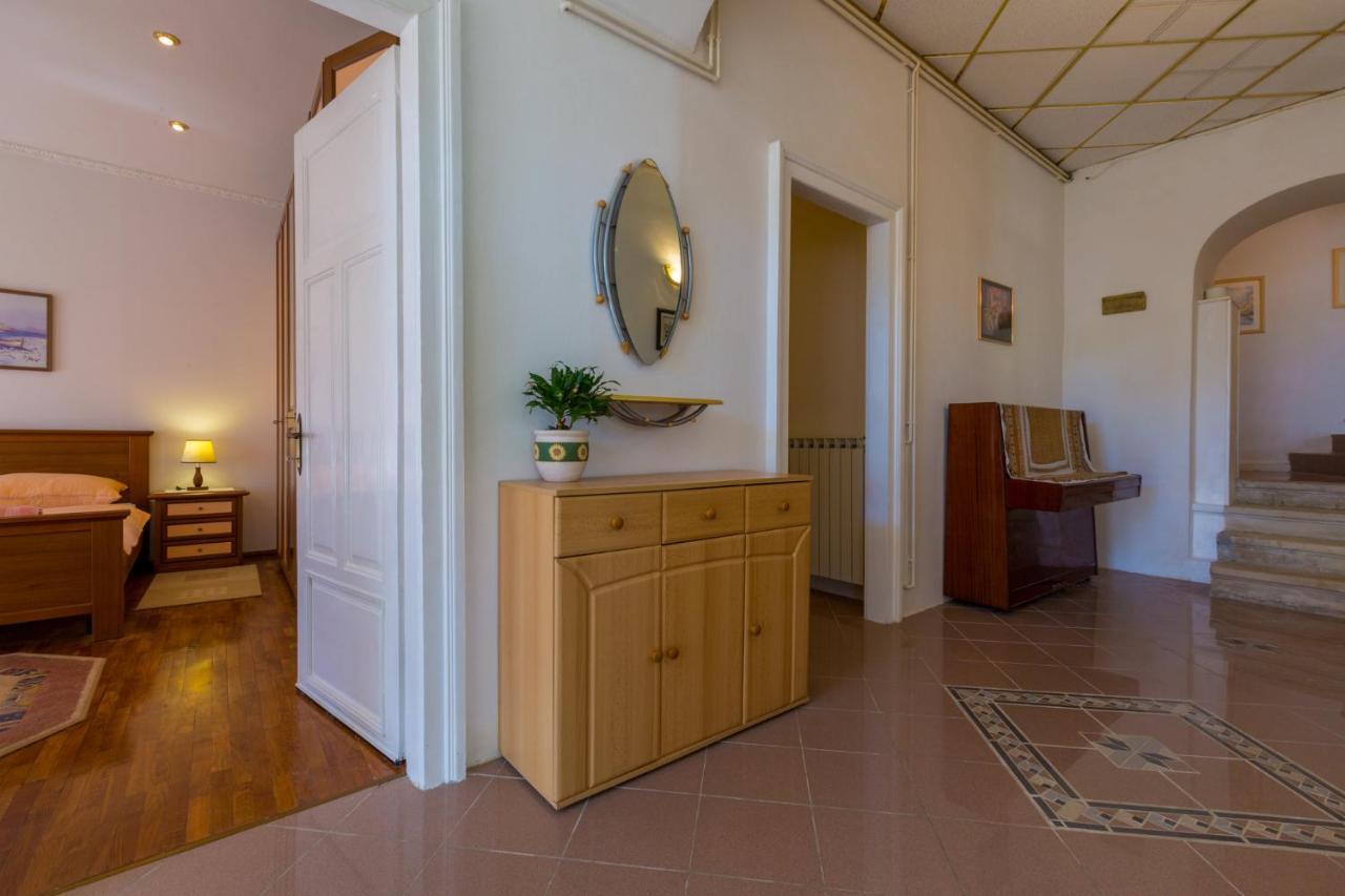 Petrinovic C Apartamento Crikvenica Exterior foto