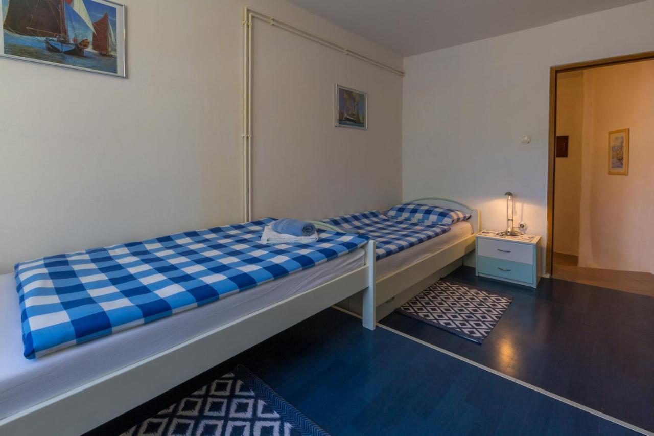 Petrinovic C Apartamento Crikvenica Exterior foto